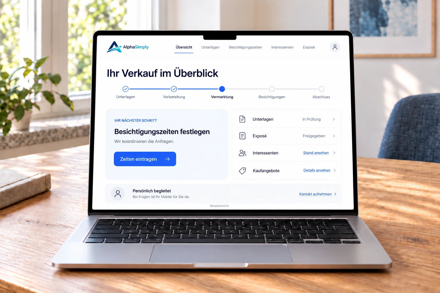 Laptop zeigt den Verkäuferbereich mit nächstem Schritt, Unterlagen, Exposé, Interessenten und Kaufangeboten
